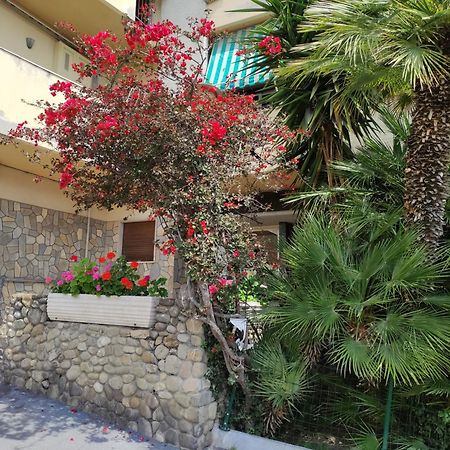 Indaco Apartment Sanremo Exterior photo